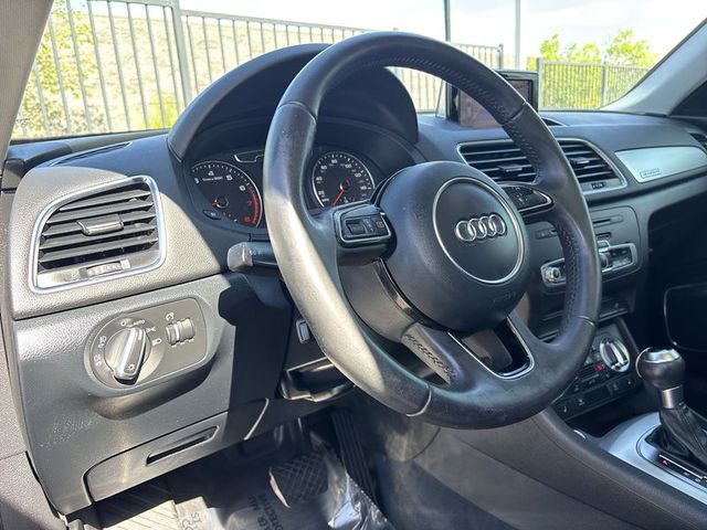 2015 Audi Q3 2.0T Prestige Quattro