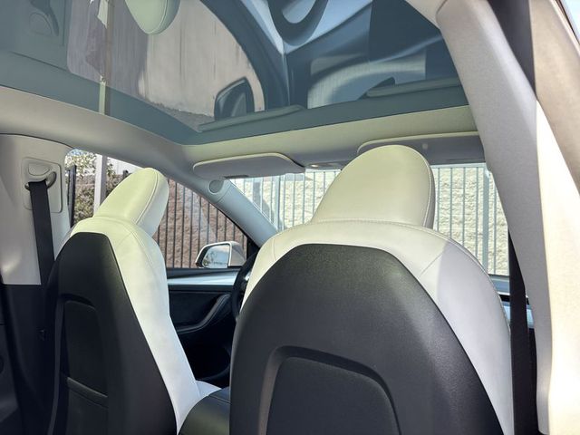 2023 Tesla Model Y Performance AWD
