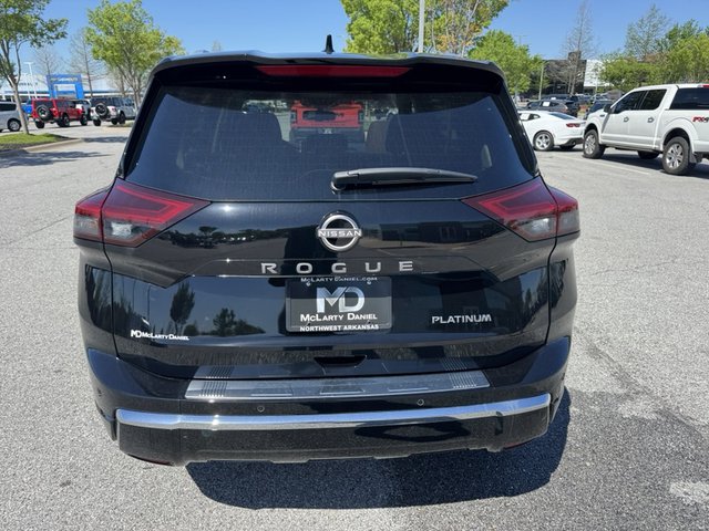 2024 Nissan Rogue Platinum FWD