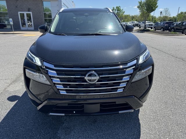 2024 Nissan Rogue Platinum FWD