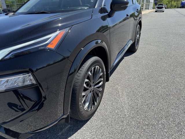 2024 Nissan Rogue Platinum FWD