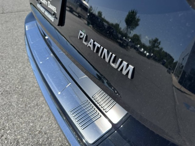 2024 Nissan Rogue Platinum FWD