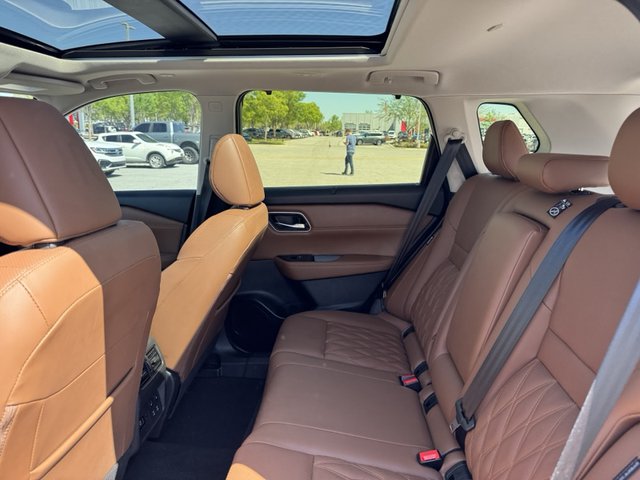 2024 Nissan Rogue Platinum FWD