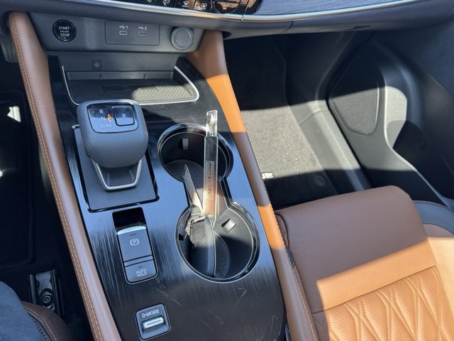 2024 Nissan Rogue Platinum FWD