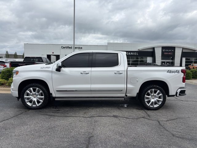 2022 Chevrolet Silverado 1500 High Country 4WD 147WB