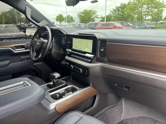 2022 Chevrolet Silverado 1500 High Country 4WD 147WB