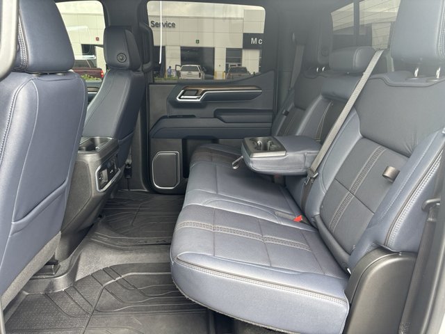 2022 Chevrolet Silverado 1500 High Country 4WD 147WB