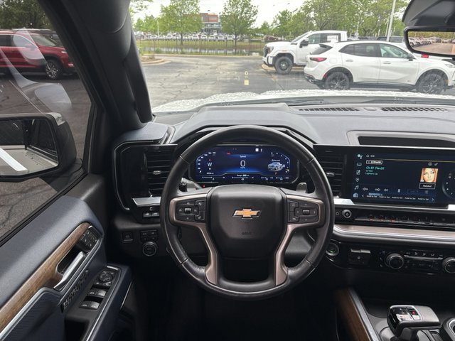2022 Chevrolet Silverado 1500 High Country 4WD 147WB