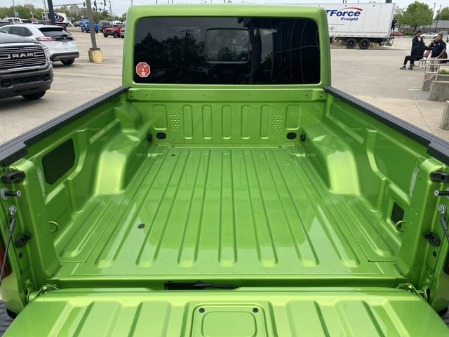 2025 Jeep Gladiator Mojave X 4WD