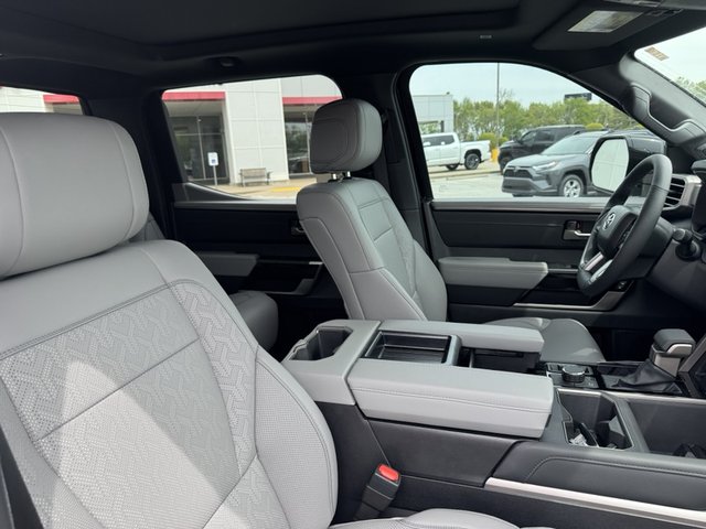 2025 Toyota Tundra Limited 4WD 5.5ft Bed