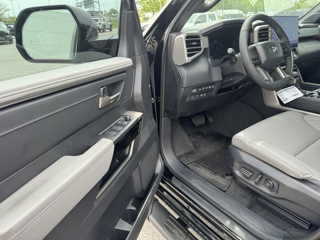 2025 Toyota Tundra Limited 4WD 5.5ft Bed