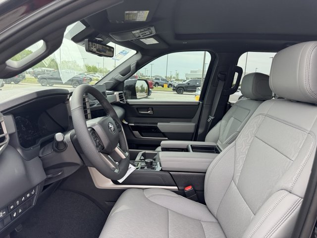 2025 Toyota Tundra Limited 4WD 5.5ft Bed