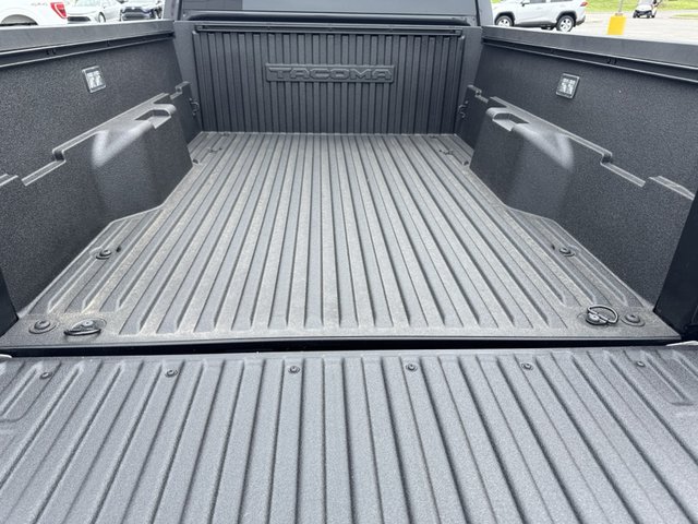 2025 Toyota Tacoma SR5 4WD 5ft Bed