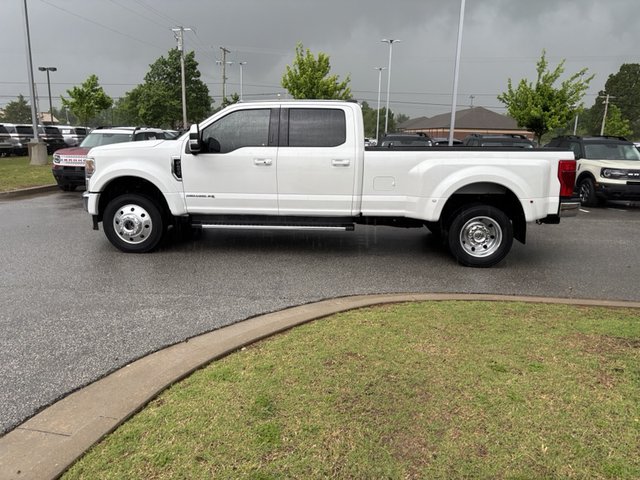 2020 Ford F-450 Lariat SD 4WD 8ft Box DRW