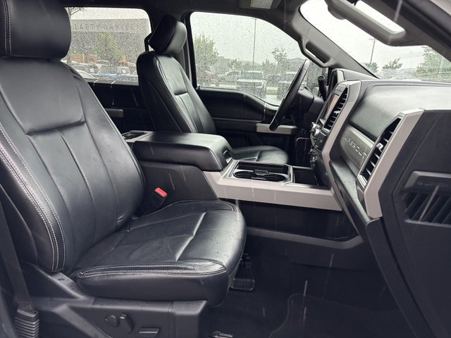 2020 Ford F-450 Lariat SD 4WD 8ft Box DRW