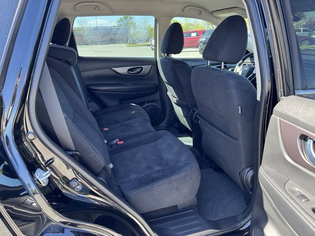 2016 Nissan Rogue S FWD