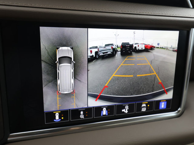 2023 GMC Yukon Denali 4WD