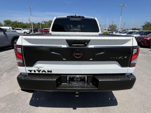 2023 Nissan Titan PRO-4X 4WD