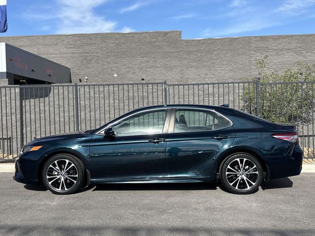 2019 Toyota Camry 