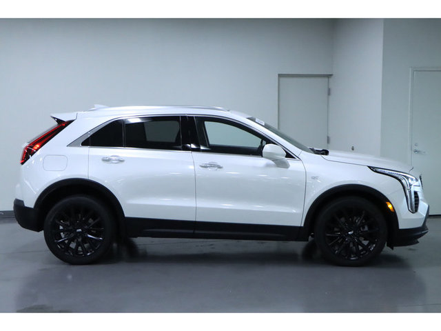 2022 Cadillac XT4 Luxury FWD