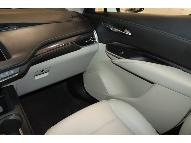 2022 Cadillac XT4 Luxury FWD
