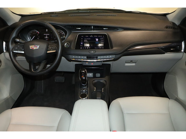 2022 Cadillac XT4 Luxury FWD