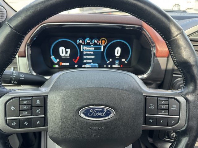 2022 Ford F-150 Lariat 4WD 5.5ft Box