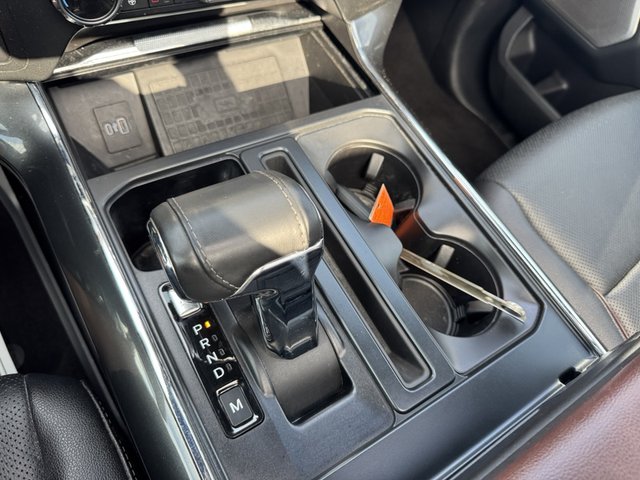 2022 Ford F-150 Lariat 4WD 5.5ft Box