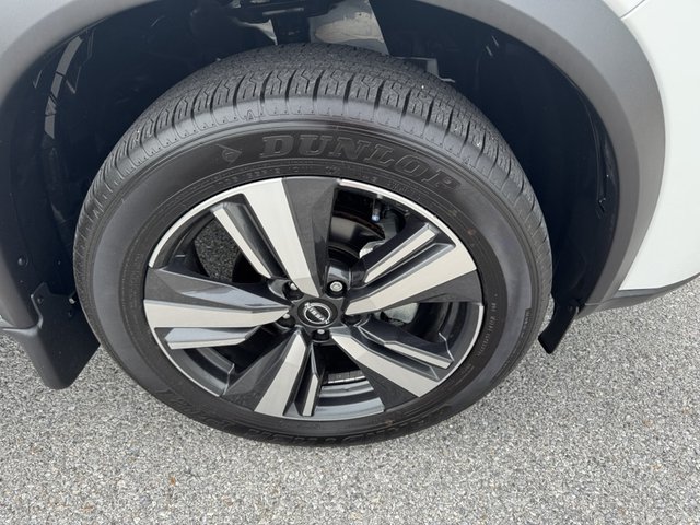 2024 Nissan Rogue SL FWD