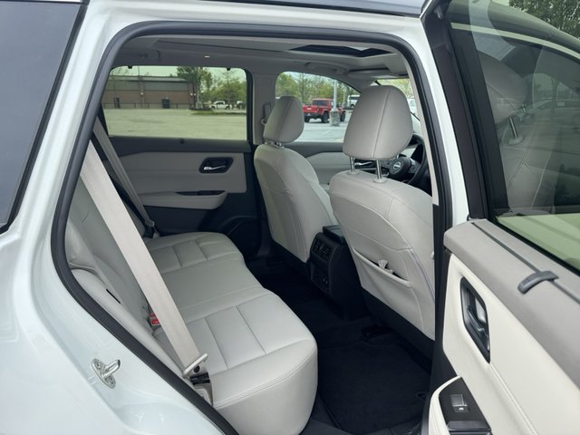 2024 Nissan Rogue SL FWD