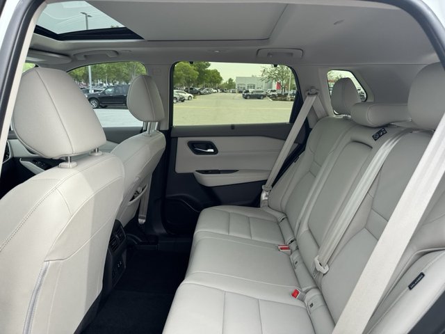 2024 Nissan Rogue SL FWD