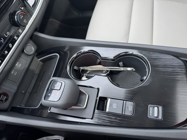 2024 Nissan Rogue SL FWD