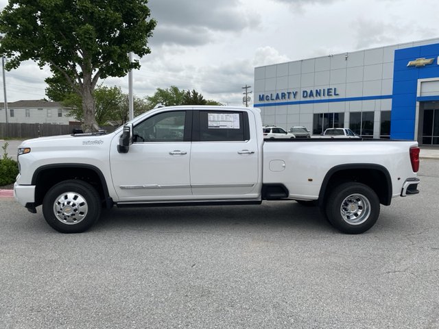 2025 Chevrolet Silverado 3500HD High Country 4WD 172WB