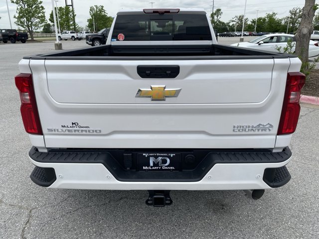 2025 Chevrolet Silverado 3500HD High Country 4WD 172WB