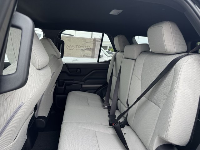 2025 Toyota 4Runner SR5 4WD