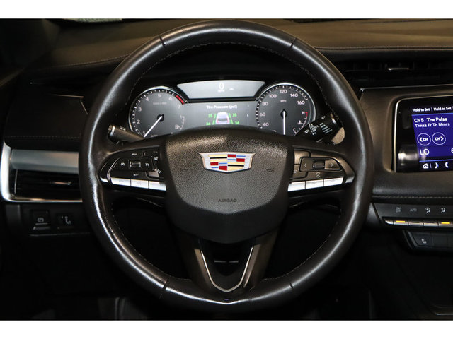 2022 Cadillac XT4 Premium Luxury FWD