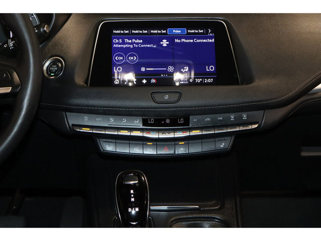2022 Cadillac XT4 Premium Luxury FWD