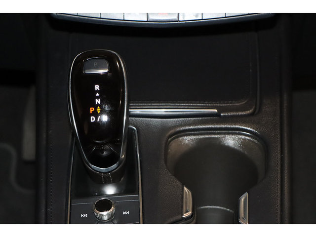 2022 Cadillac XT4 Premium Luxury FWD