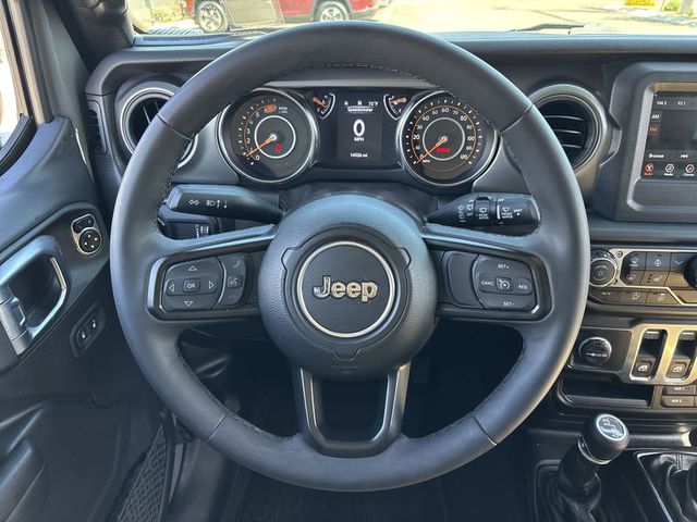 2023 Jeep Wrangler Willys 4WD