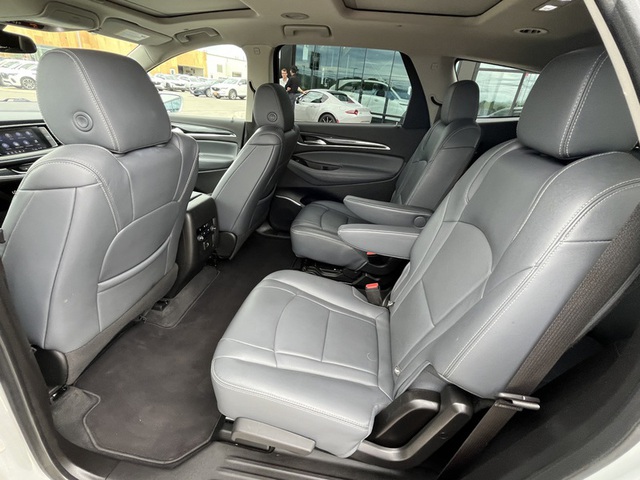 2020 Buick Enclave Essence AWD