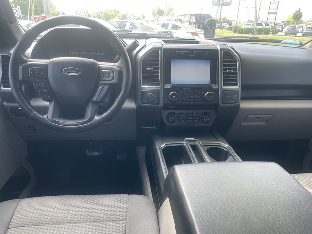 2015 Ford F-150 XLT 4WD 145WB