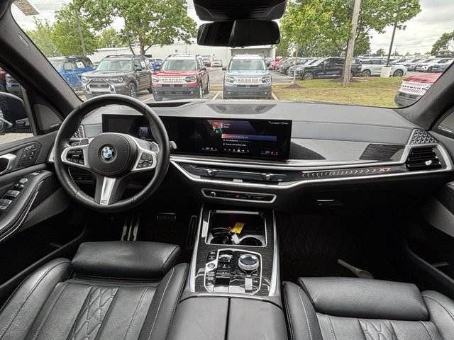 2024 BMW X7 xDrive40i