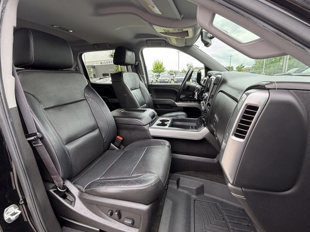 2017 Chevrolet Silverado 1500 LTZ w/2LZ 4WD 143WB