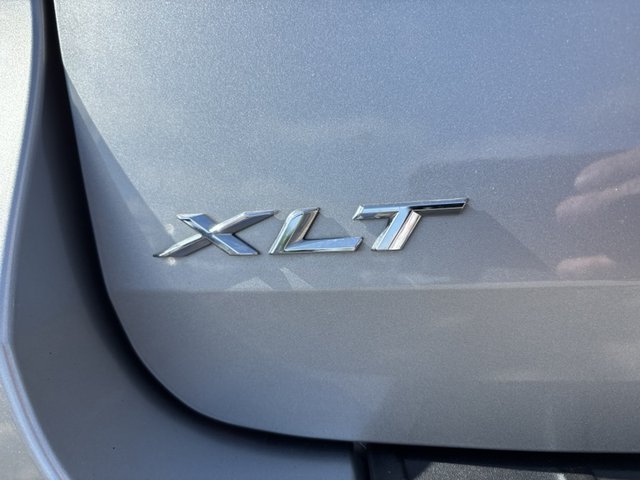 2022 Ford Explorer XLT 4WD
