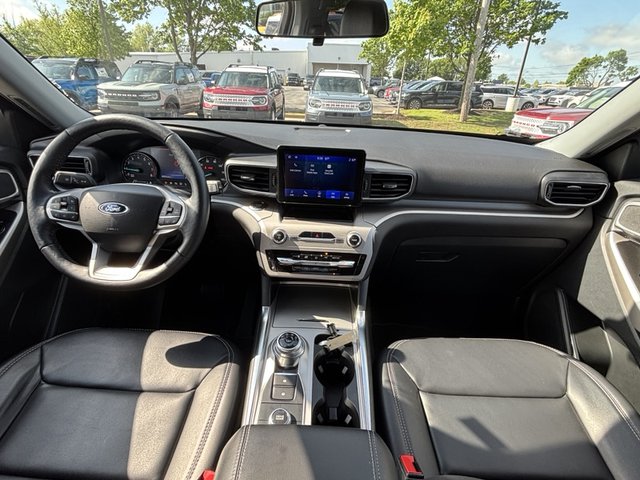 2022 Ford Explorer XLT 4WD