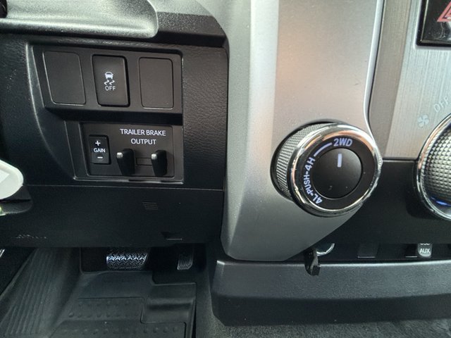 2019 Toyota Tundra SR5 4WD 5.7L V8