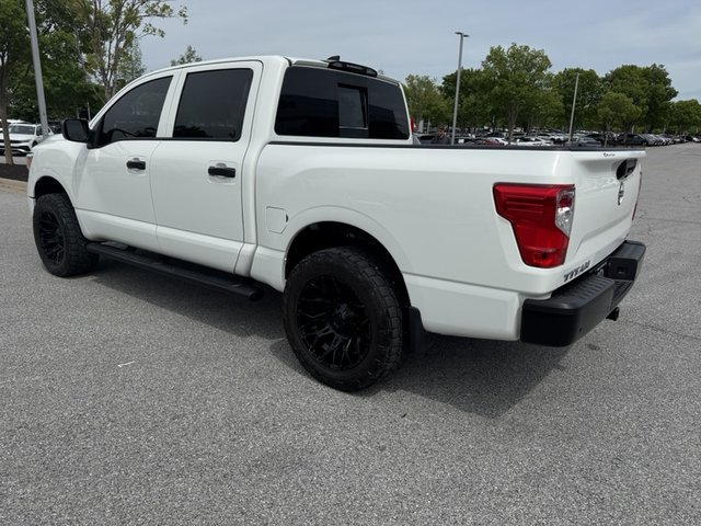 2023 Nissan Titan S 4WD