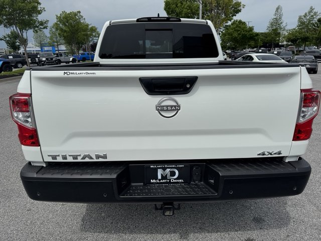 2023 Nissan Titan S 4WD