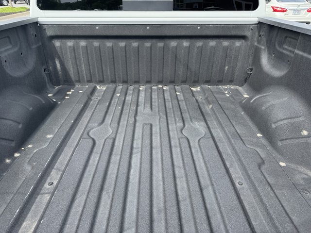 2023 Nissan Titan S 4WD