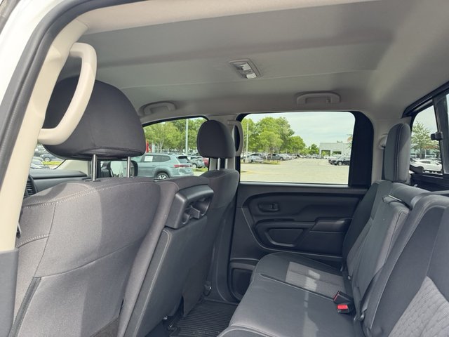 2023 Nissan Titan S 4WD